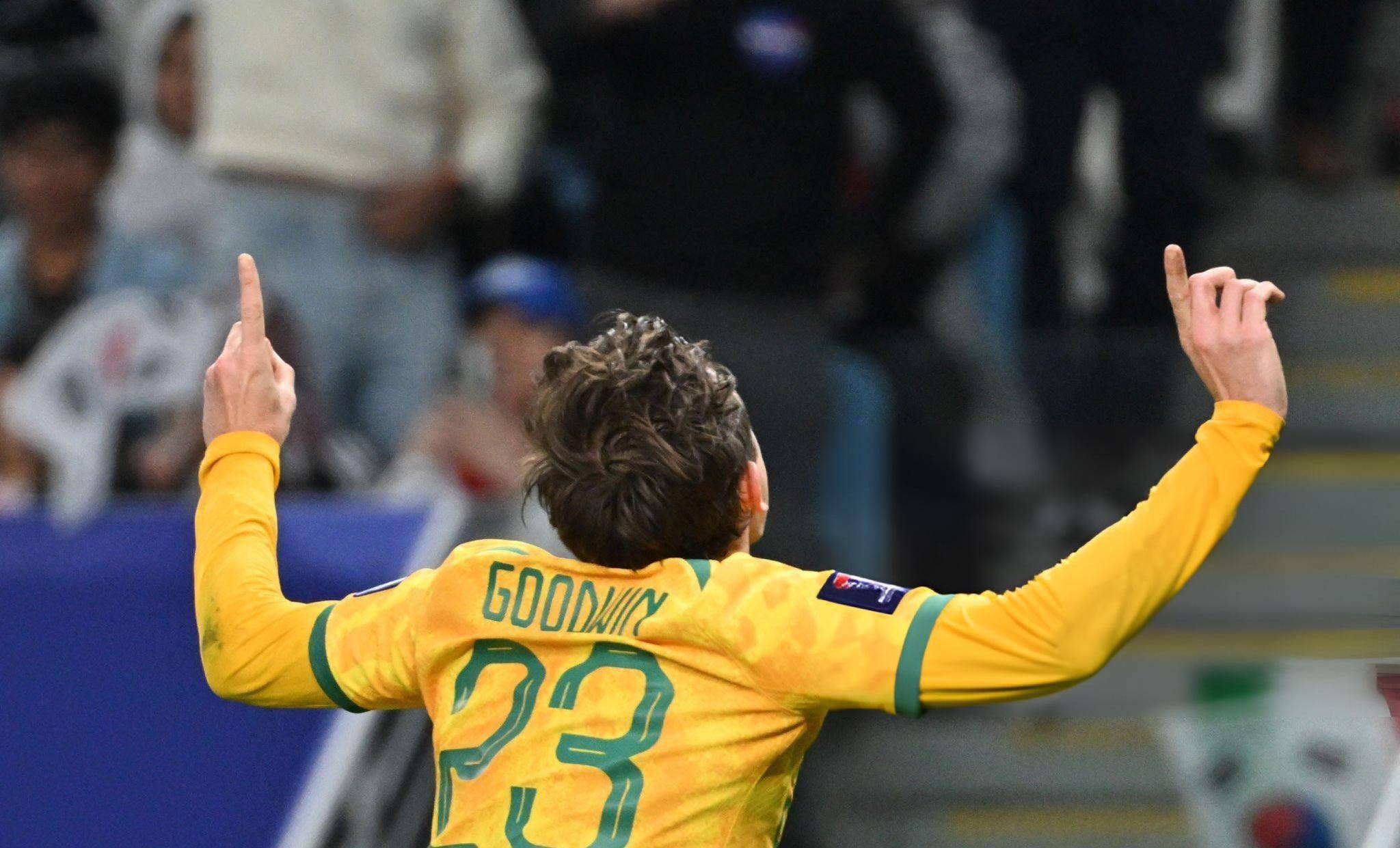 欧宝体育下载 -孙兴慜头球破门+点球绝杀，格列兹曼遭遇联赛三连败